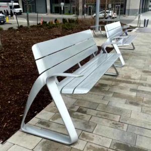 公共场所用不锈钢椅子有什么好处?