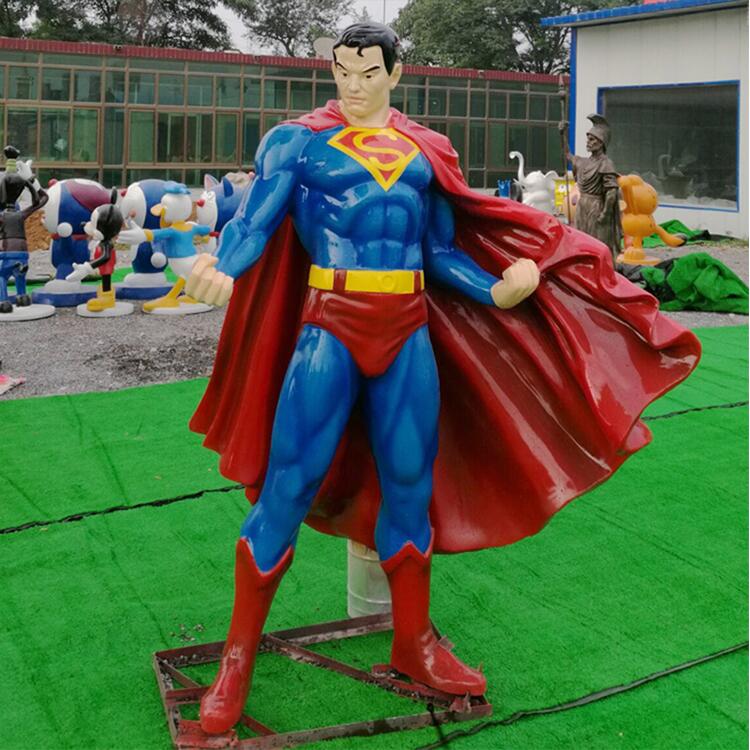 玻璃钢超人人物广场雕塑