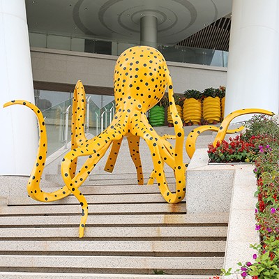 玻璃钢大型章鱼动物景观广场雕塑