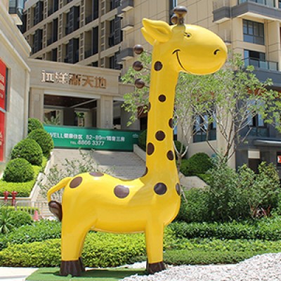 玻璃钢动物景观广场长颈鹿雕塑