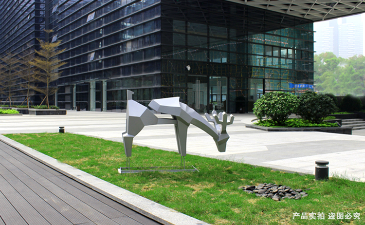 不锈钢动物鹿景观广场校园雕塑