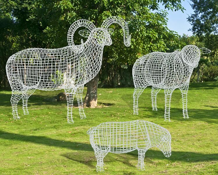 不锈钢镂空绵阳雕塑摆件，园林景观草坪装饰首选！