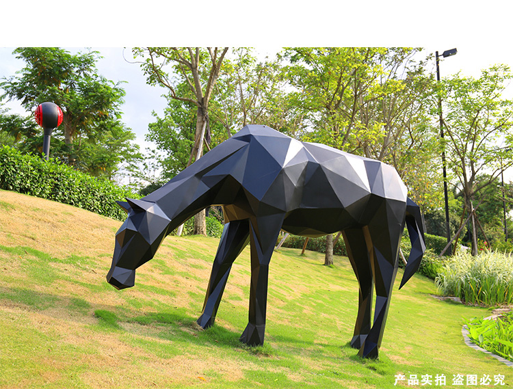 玻璃钢切面马动物景观广场雕塑